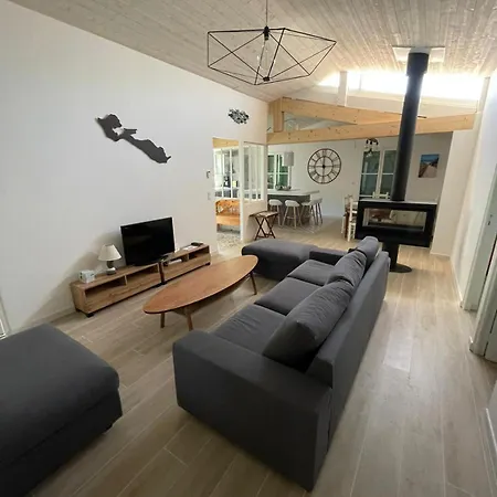 Casa vacanze Maison Climatisée, 500 M De La Plage, Grand Jardin *
